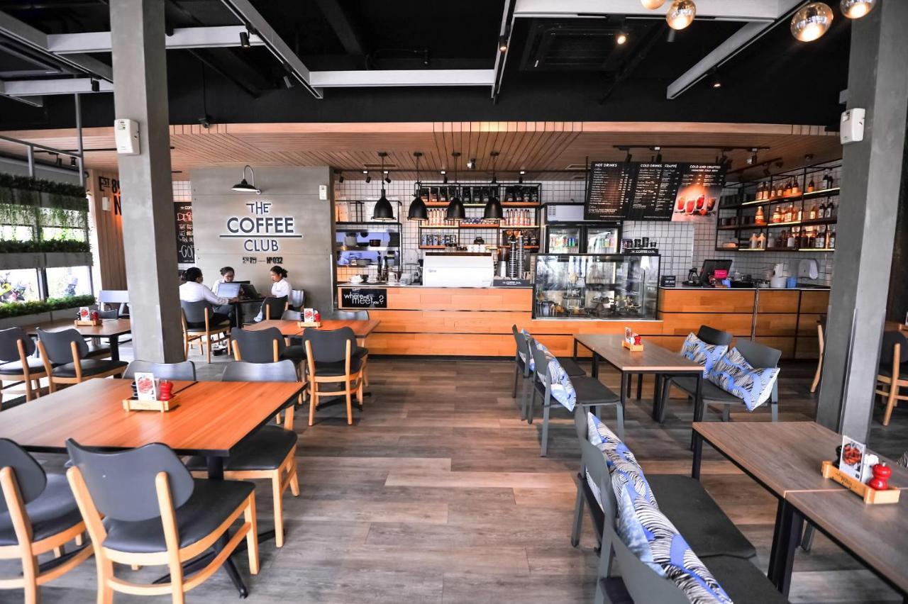 Glur Phuket Patong Beach - SHA Certified Exterior foto